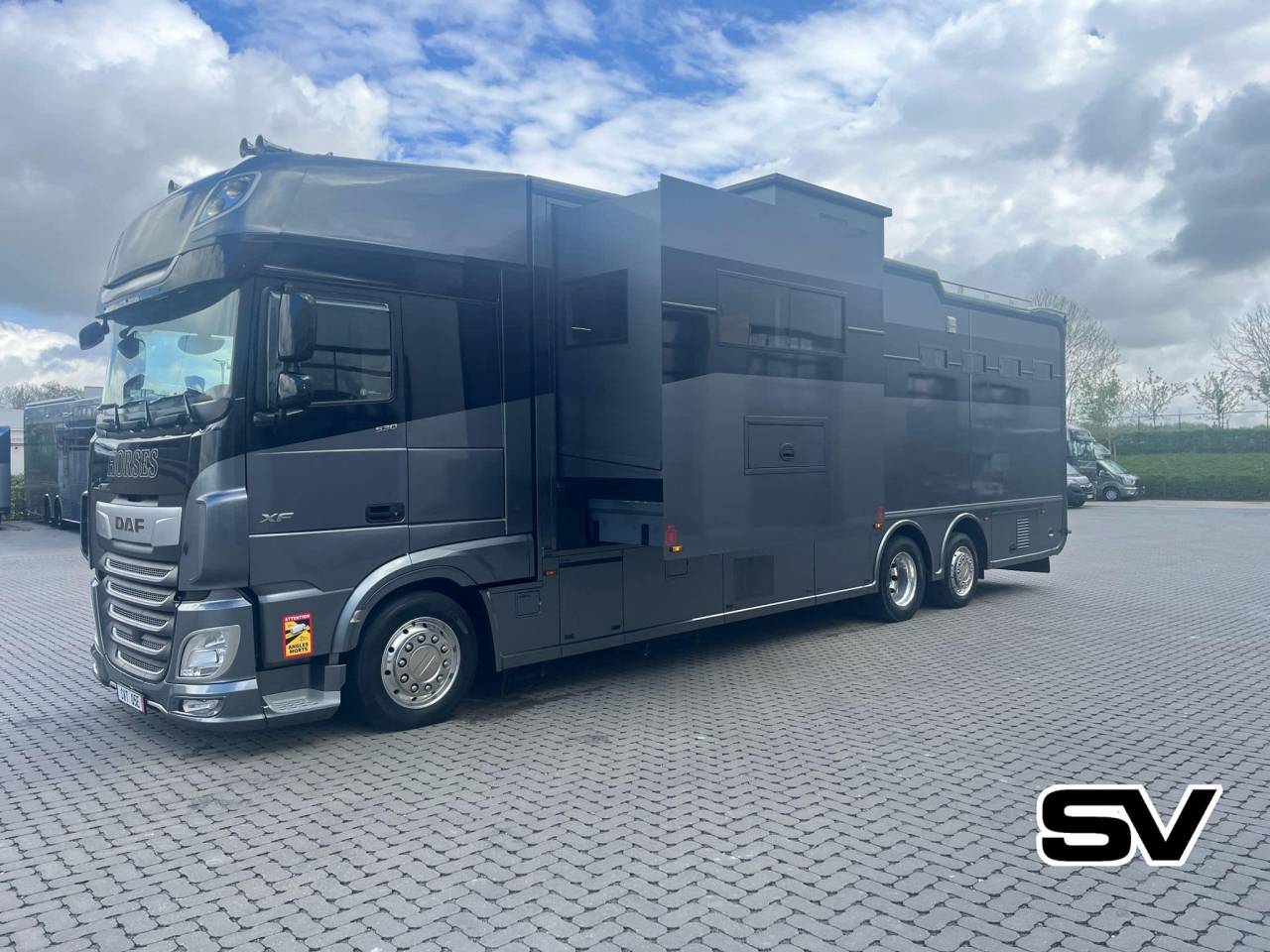 Camión para caballos Daf xf 460 2019 Nuevo