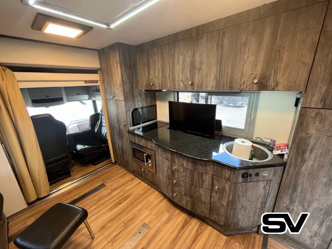 Camión para caballos Daf xf 460 2019 Nuevo