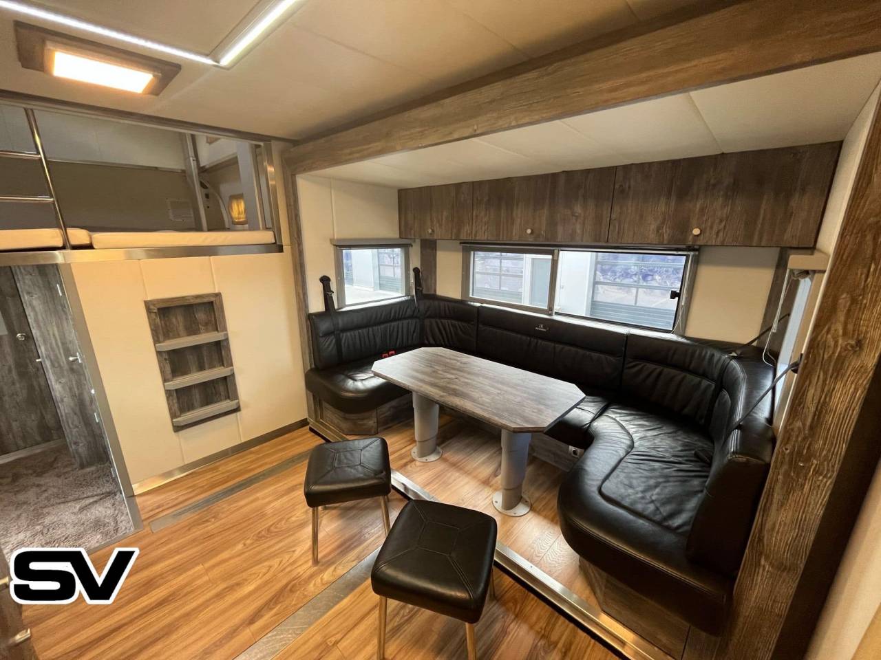 Camión para caballos Daf xf 460 2019 Nuevo