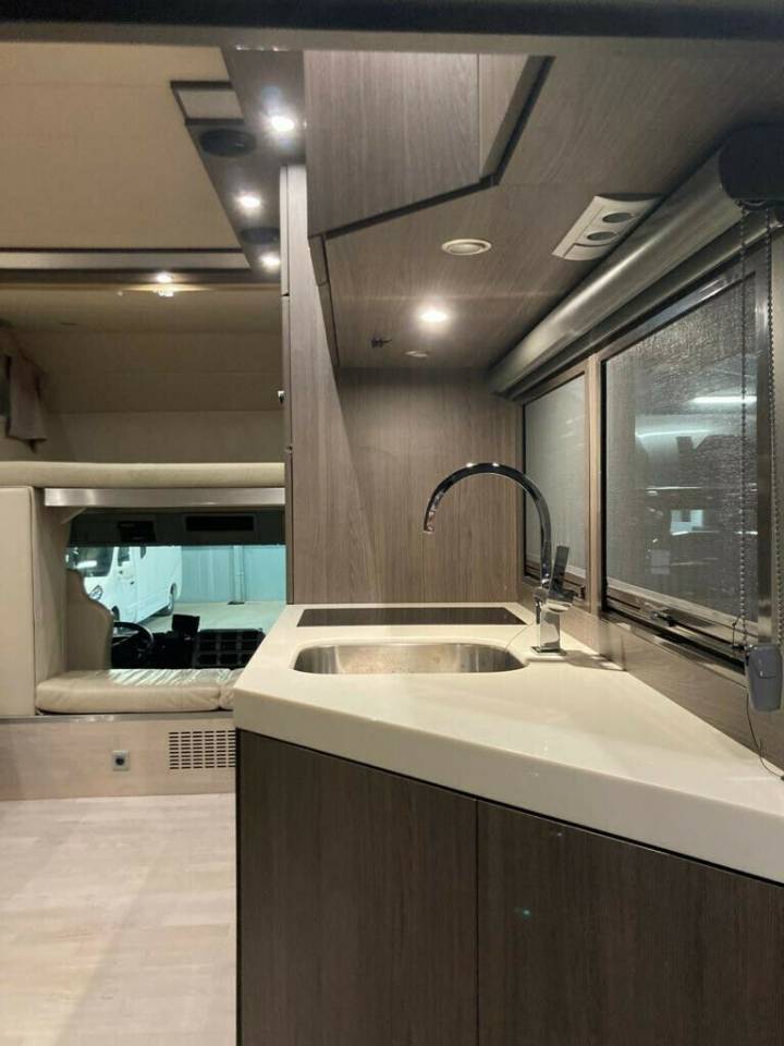 Camión para caballos Iveco IVECO 0 De segunda mano