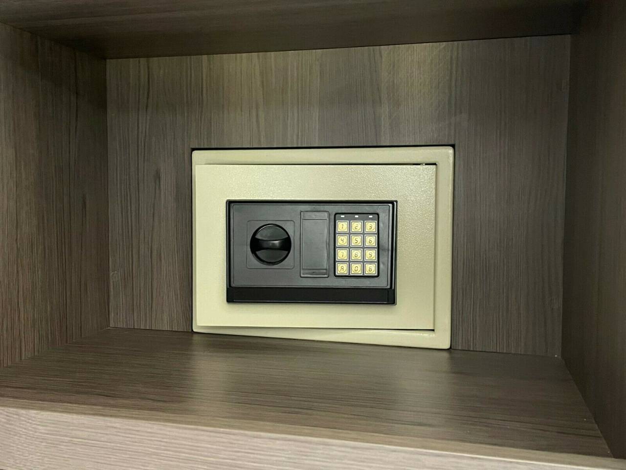 Camión para caballos Iveco IVECO 0 De segunda mano