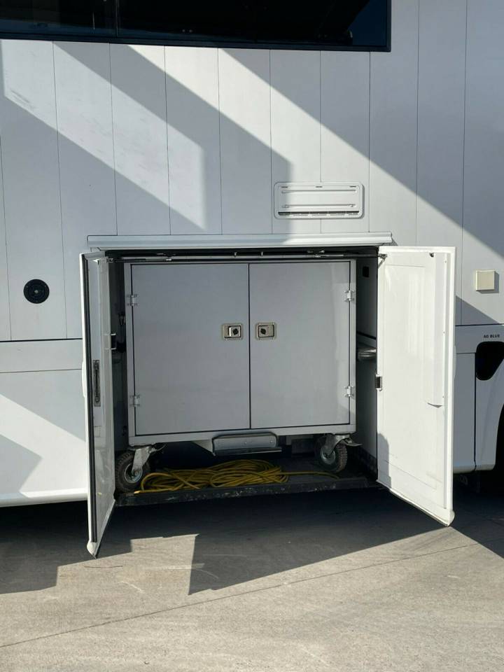 Camión para caballos Iveco IVECO 0 De segunda mano