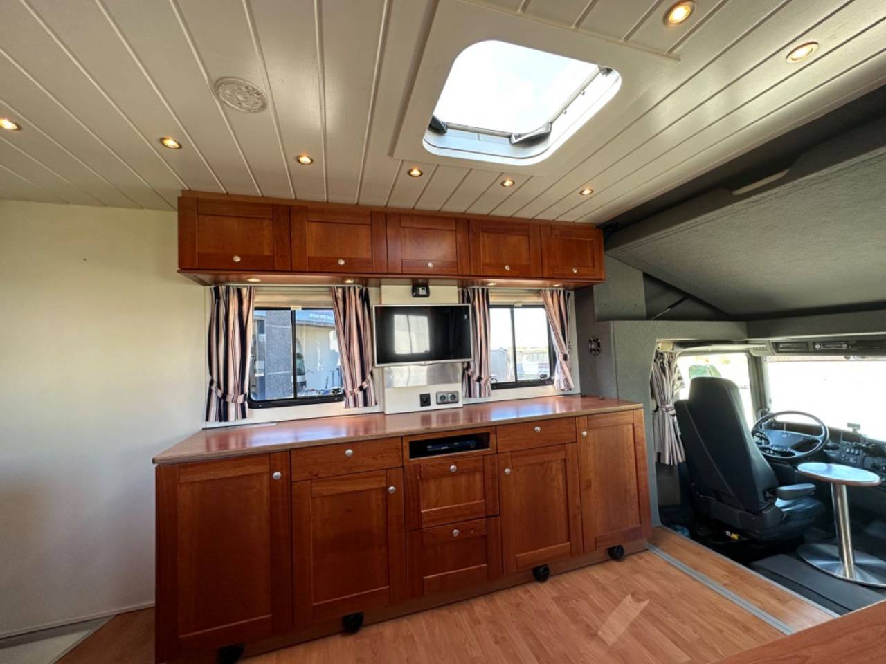 Camión para caballos Scania SCANIA 0 De segunda mano