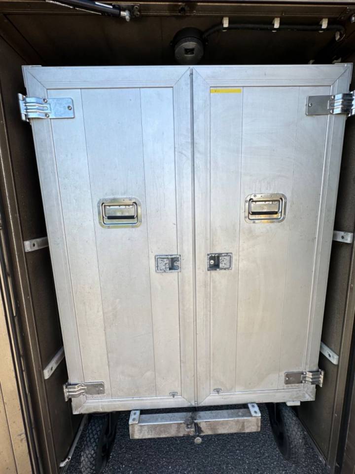 Camión para caballos Scania SCANIA 0 De segunda mano