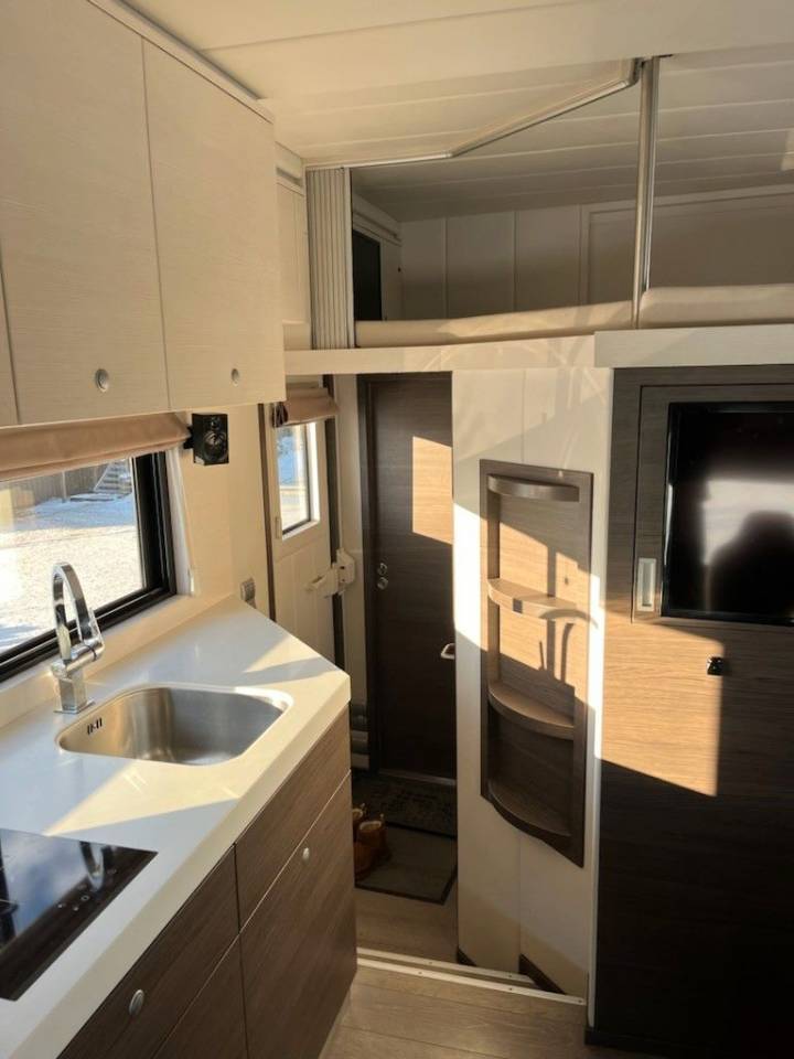 Camión para caballos Otra marca VOLVO 0 De segunda mano