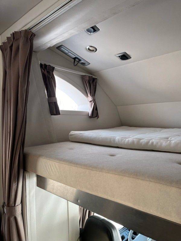 Camión para caballos Otra marca VOLVO 0 De segunda mano