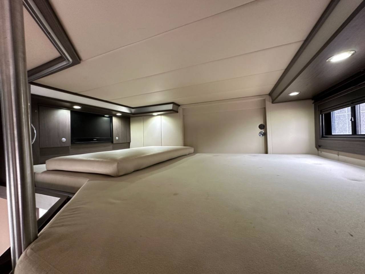 Camión para caballos Otra marca VOLVO 0 De segunda mano