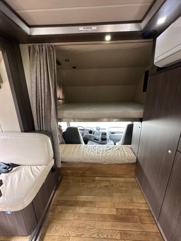 Camión para caballos Otra marca VOLVO 0 De segunda mano