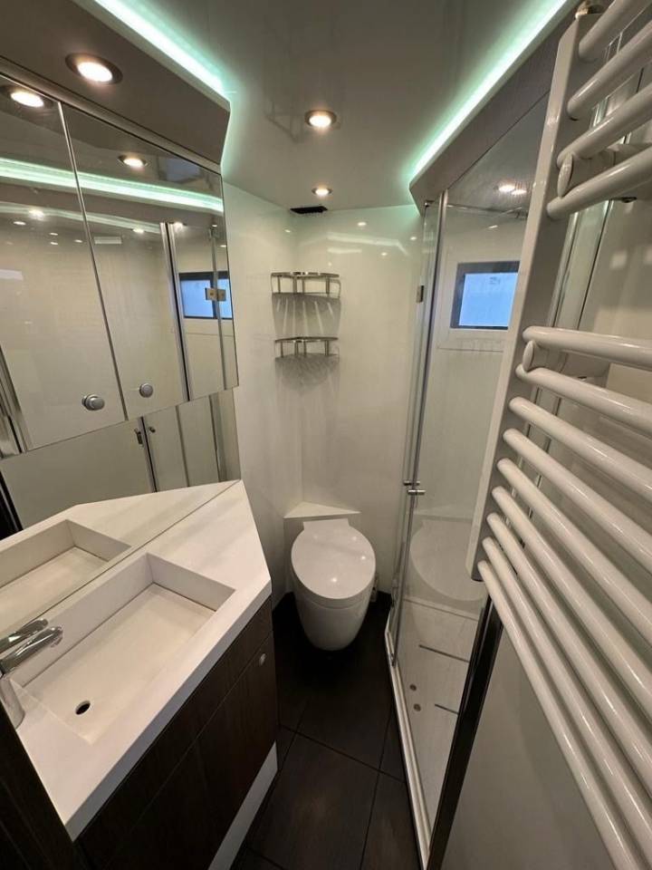 Camión para caballos Otra marca VOLVO 0 De segunda mano