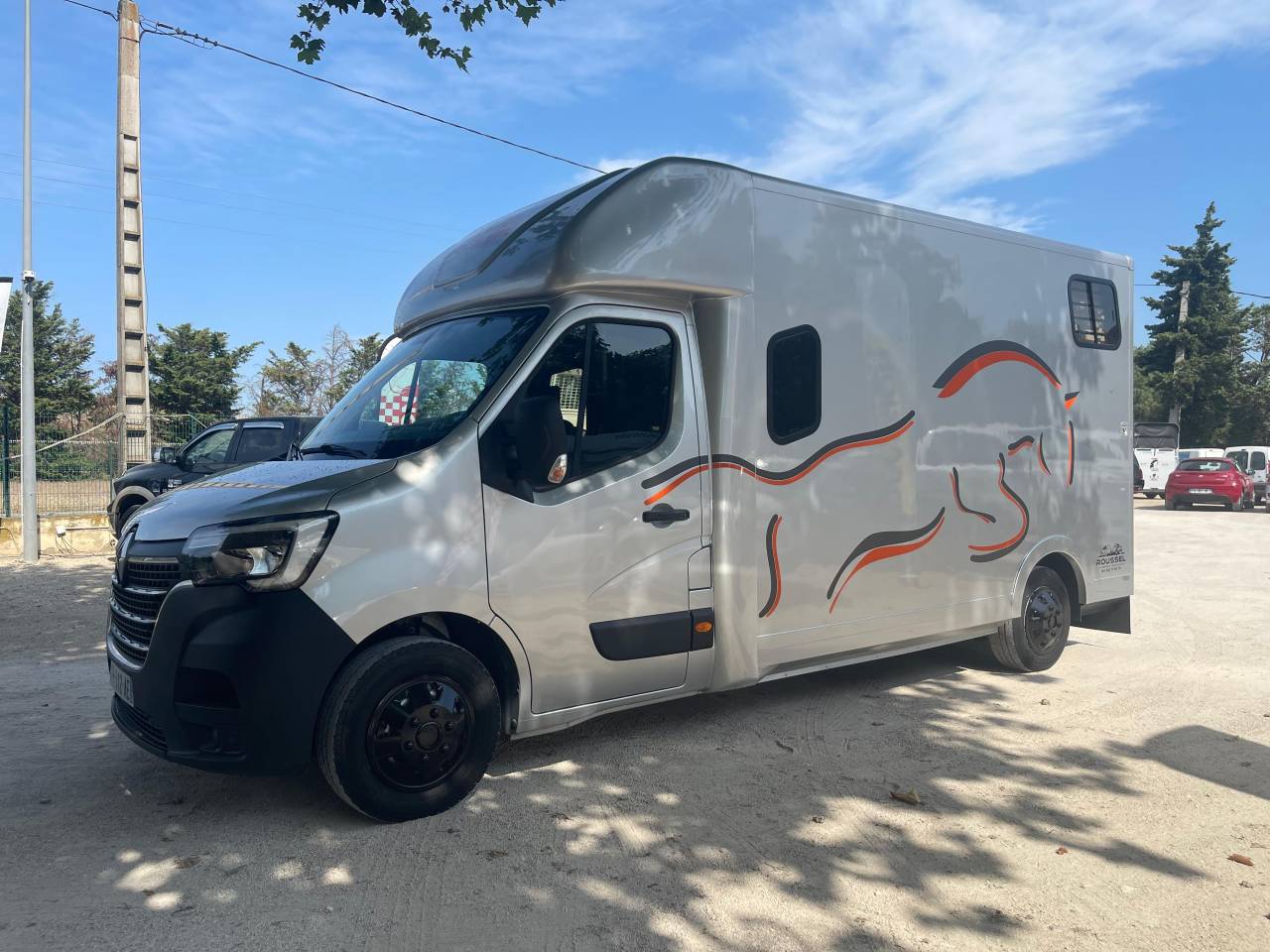 Furgoneta para caballos Les Vans Roussel MASTER 2020 Nuevo