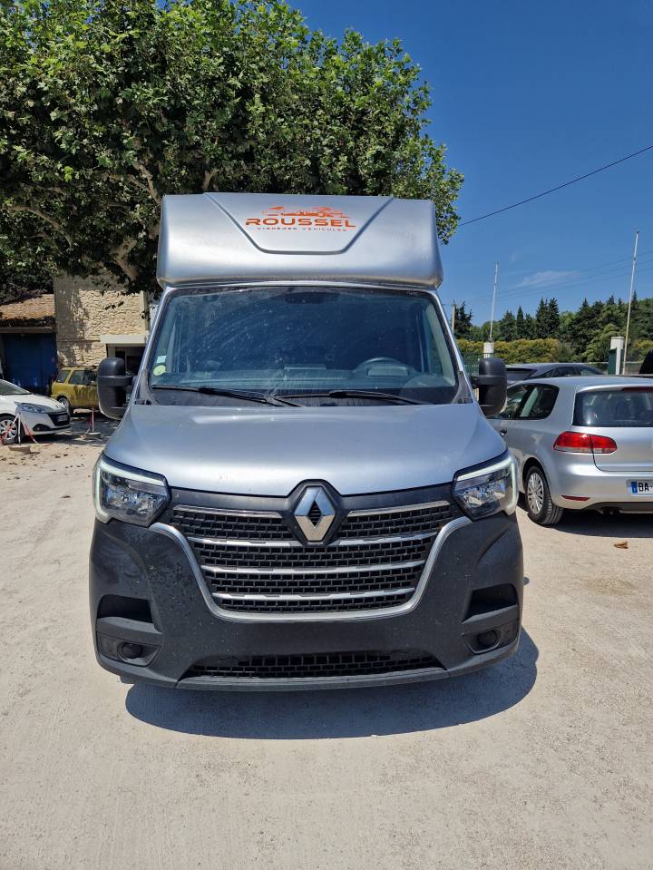 Furgoneta para caballos Les Vans Roussel MASTER 2020 Nuevo