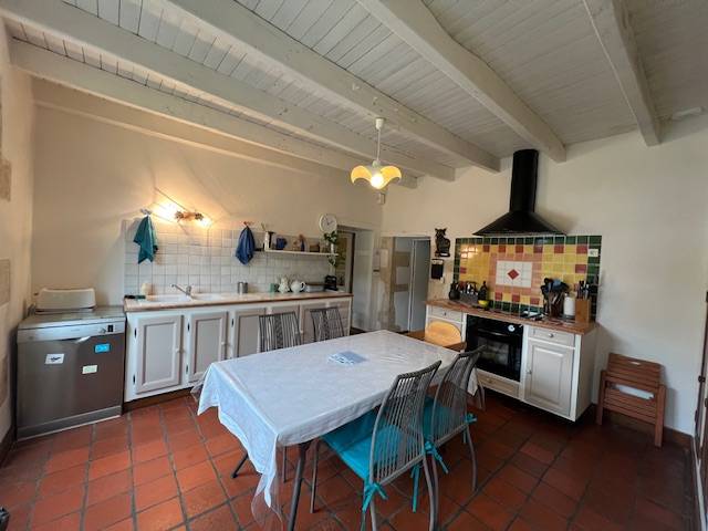 Bonita residencia ecuestre En venta Vienne