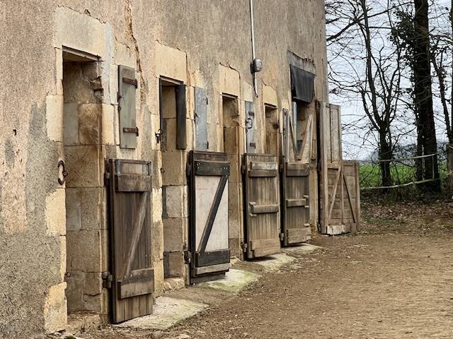 Bonita residencia ecuestre En venta Vienne