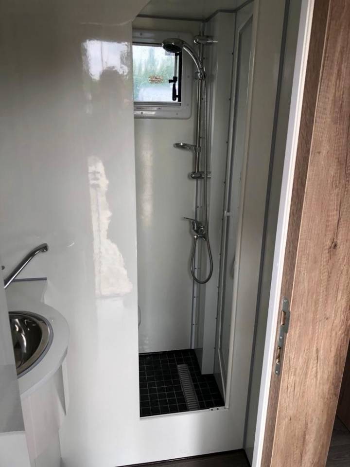 Camión para caballos Otra marca FUSO  0 Nuevo