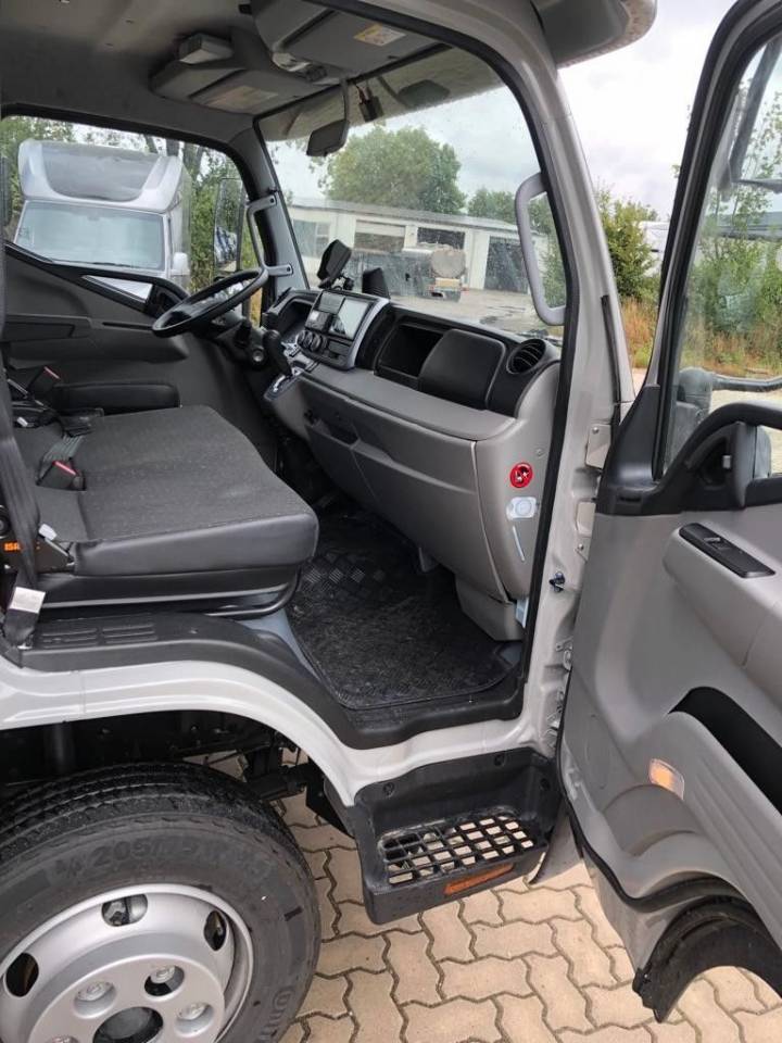 Camión para caballos Otra marca FUSO  0 Nuevo