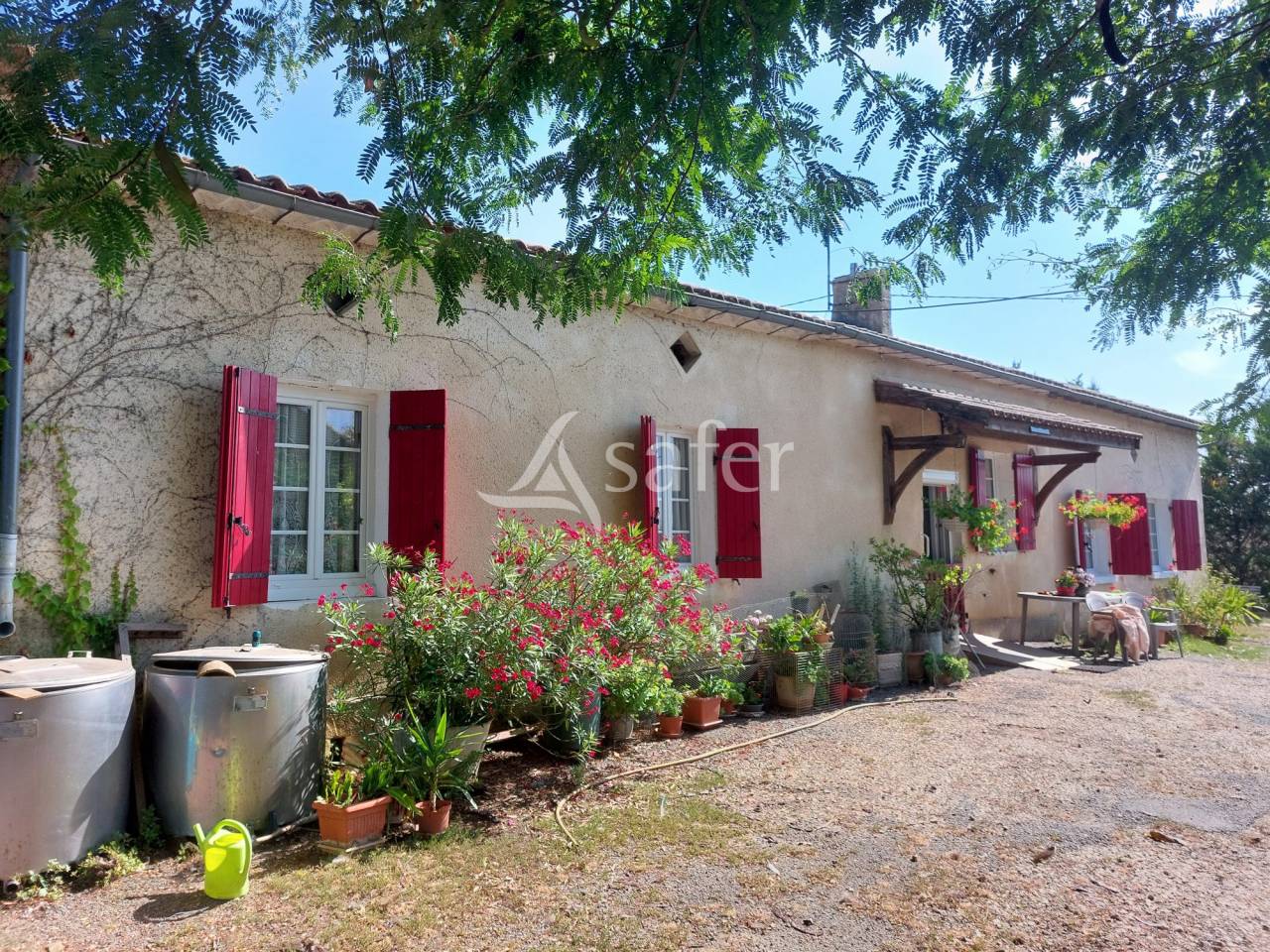 Explotación agrícola En venta Dordoña