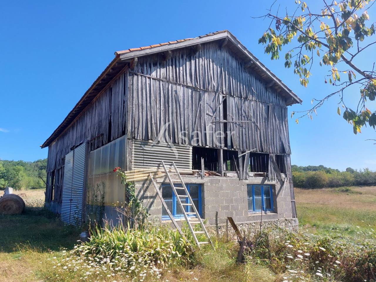 Explotación agrícola En venta Dordoña