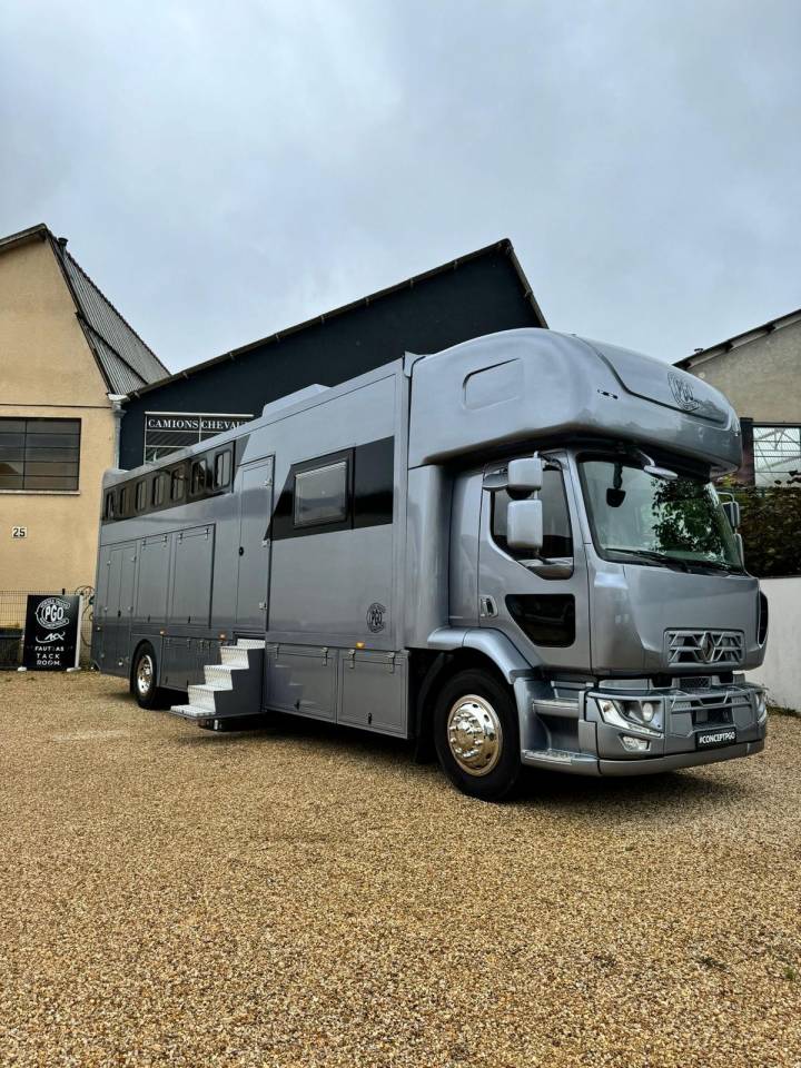 Camión para caballos Renault Conceptpgo 7  2017 De segunda mano