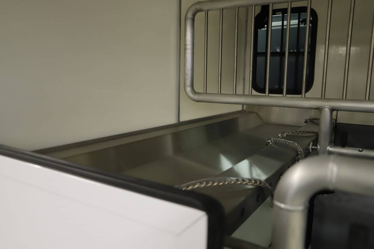 Furgoneta para caballos Otra marca PEUGEOT 0 Nuevo