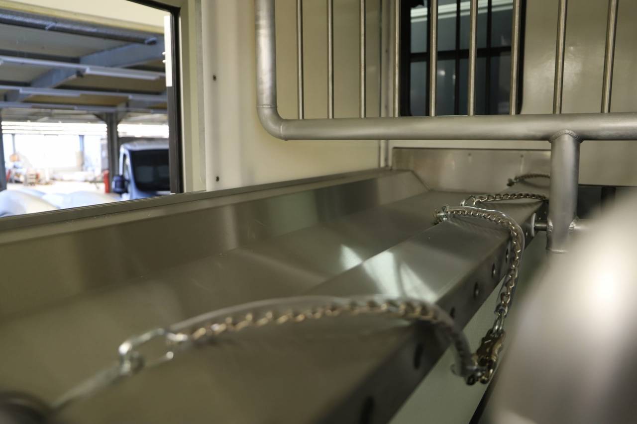 Furgoneta para caballos Otra marca PEUGEOT 0 Nuevo