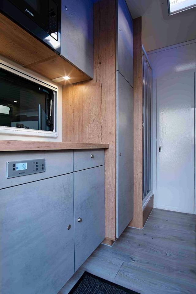 Camión para caballos Iveco IVECO 0 Nuevo