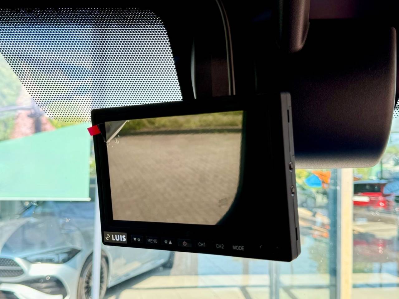 Furgoneta para caballos Otra marca NISSAN 0 Nuevo