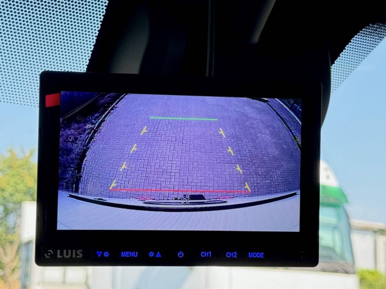 Furgoneta para caballos Otra marca NISSAN 0 Nuevo