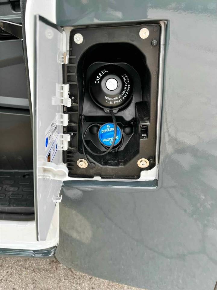 Furgoneta para caballos Otra marca PEUGEOT 0 Nuevo