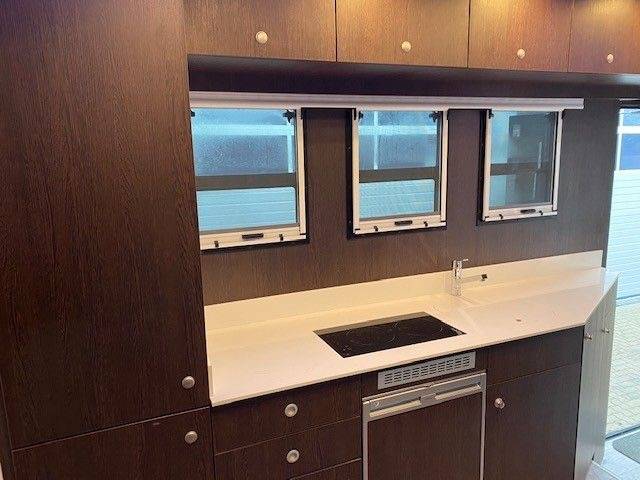 Camión para caballos Man MAN 0 De segunda mano