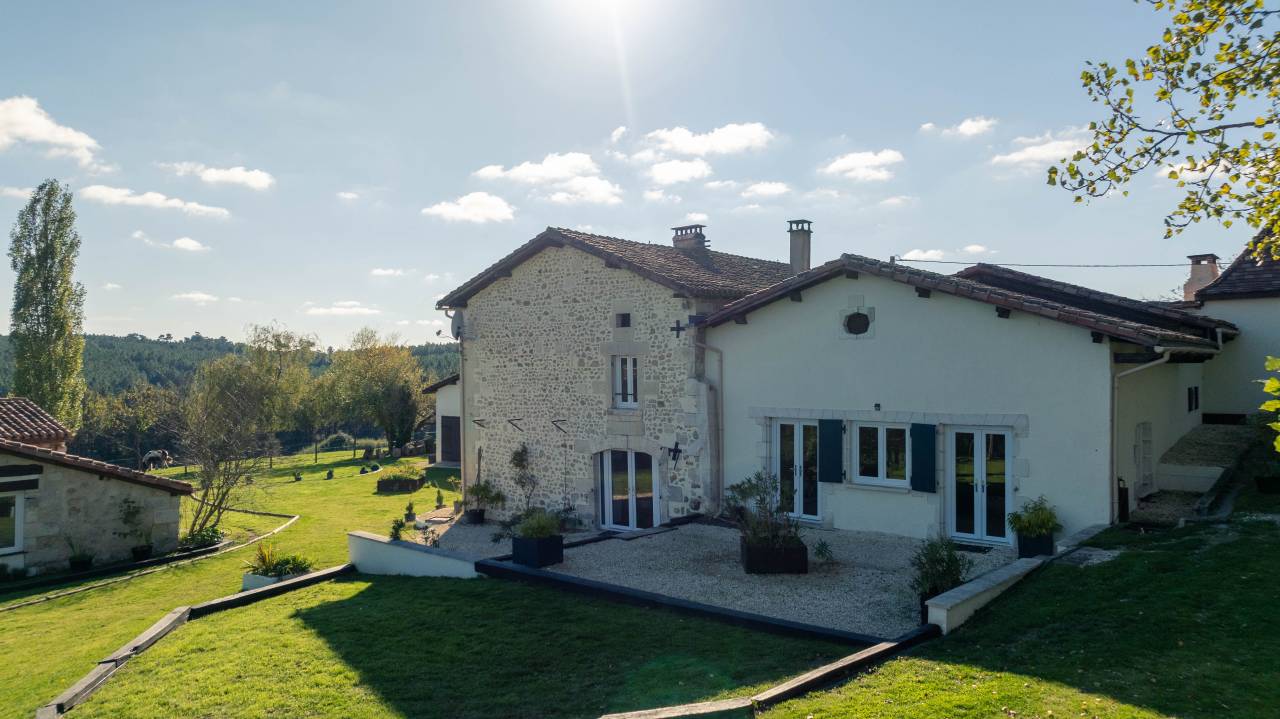 Propiedad ecuestre En venta Charente