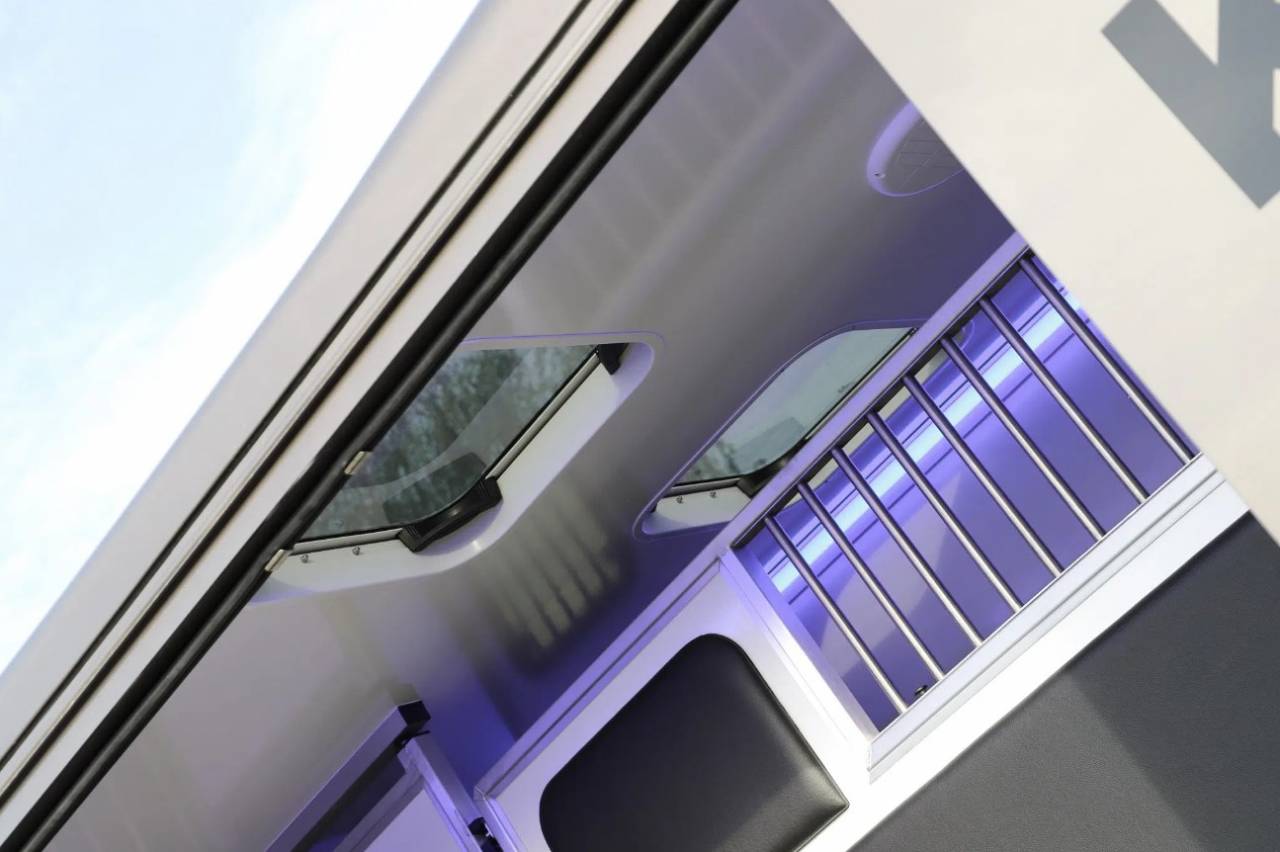 Furgoneta para caballos Krismar  2025 Nuevo