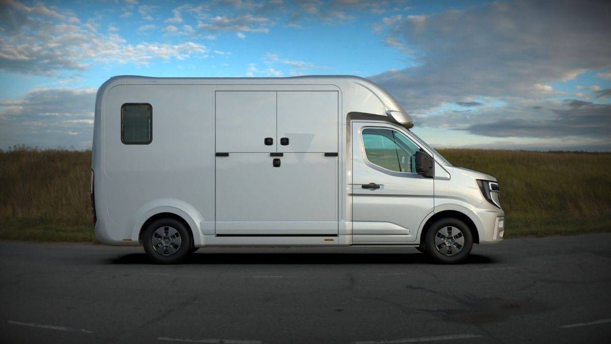 Furgoneta para caballos Krismar  2025 Nuevo