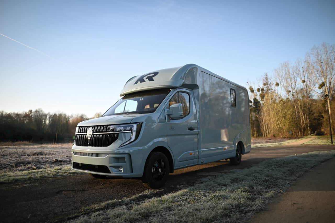 Furgoneta para caballos Krismar  2025 Nuevo