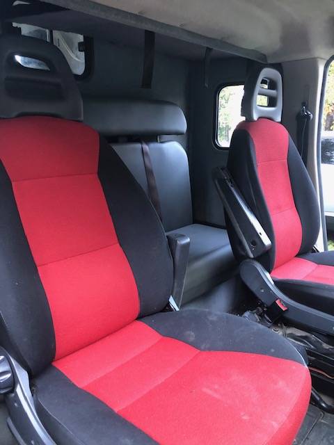 Furgoneta para caballos Trans Box RM 08 2013 De segunda mano