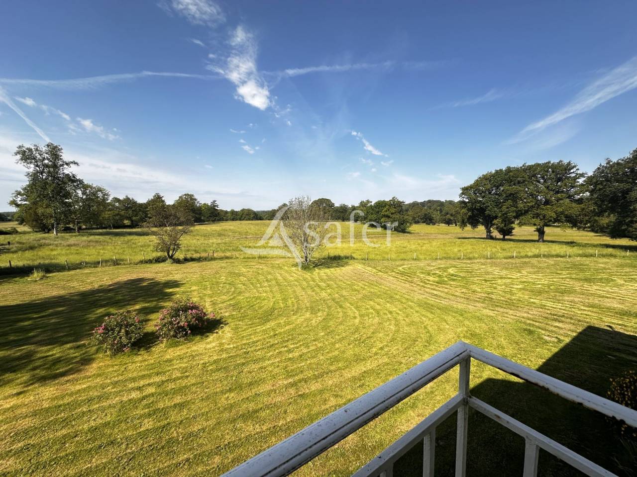 Explotaci&oacute;n agr&iacute;cola En venta Charente