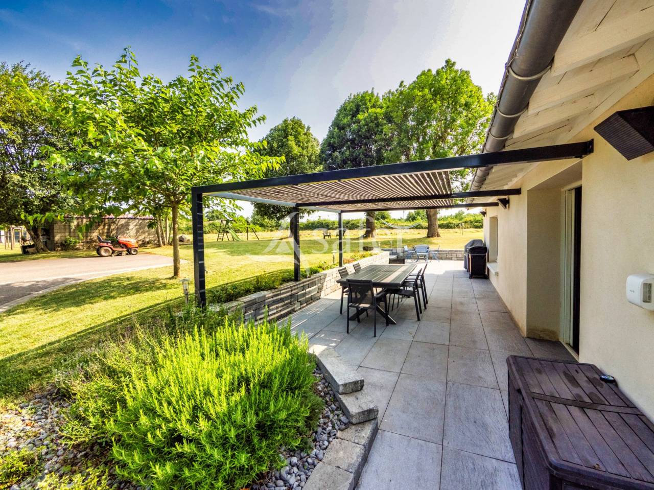 Explotación agrícola En venta Ródano