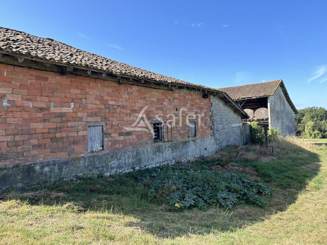 Explotaci&oacute;n agr&iacute;cola En venta Lot y Garona