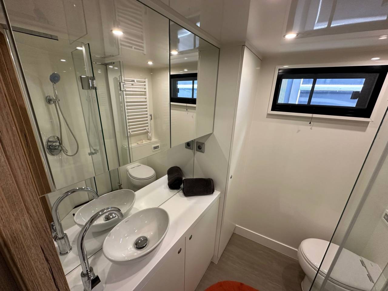 Camión para caballos Scania SCANIA 0 Nuevo