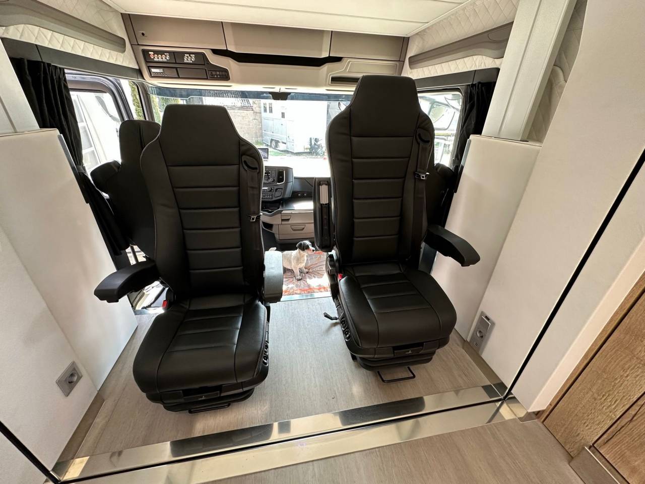 Camión para caballos Scania SCANIA 0 Nuevo