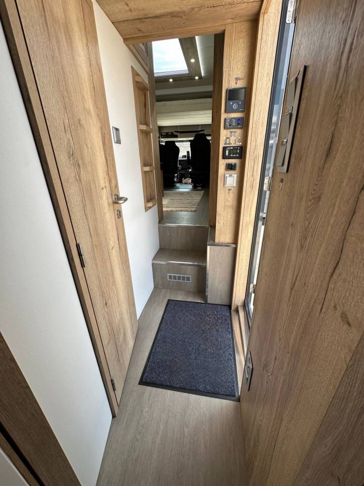 Camión para caballos Scania SCANIA 0 Nuevo