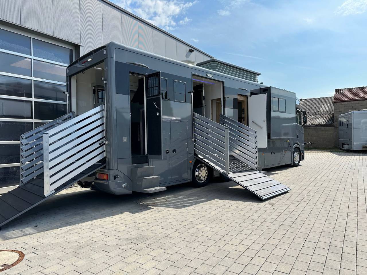 Camión para caballos Scania SCANIA 0 Nuevo