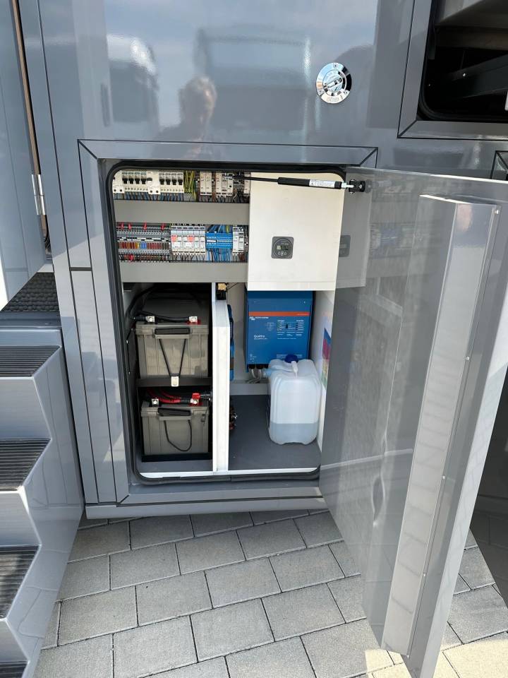 Camión para caballos Scania SCANIA 0 Nuevo