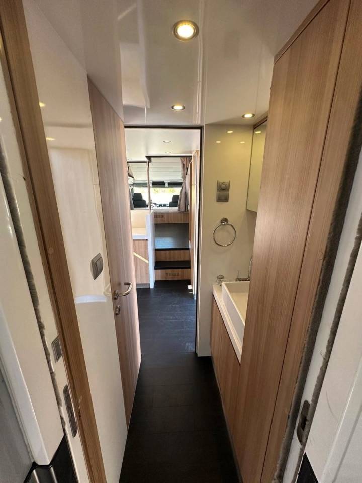 Camión para caballos Man MAN 0 De segunda mano