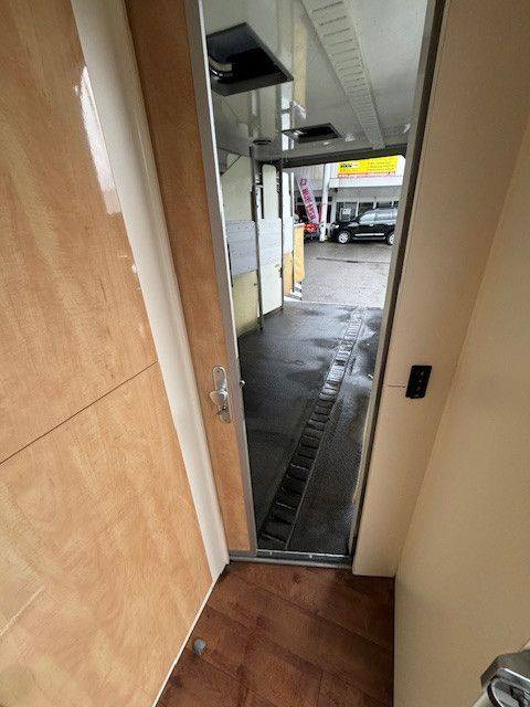 Camión para caballos Otra marca VOLVO 0 De segunda mano