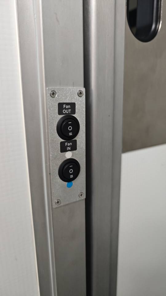 Van caballos - Otra marca - Krismar stalles 2h 2.5 2 Caballos 2025 Nuevo