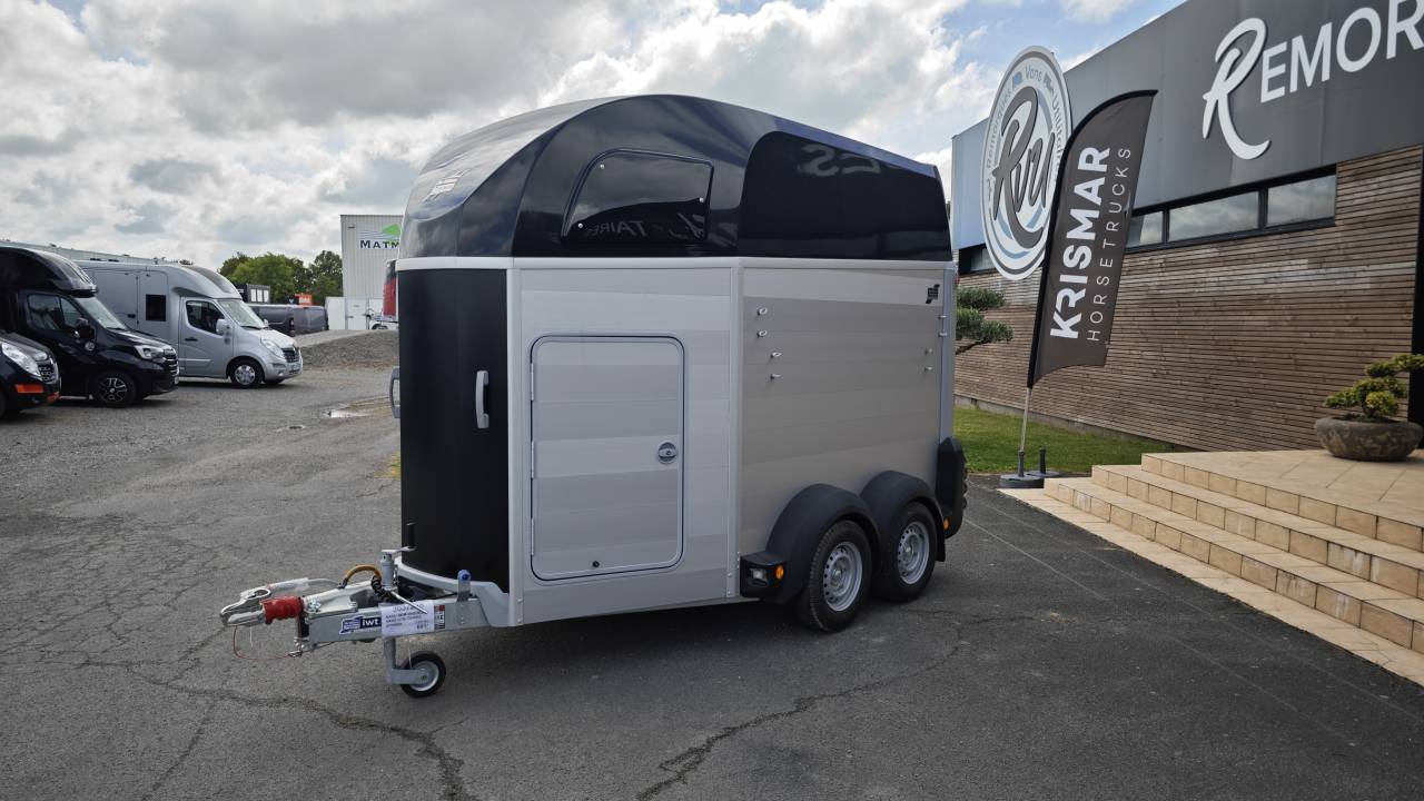 Van caballos Ifor Williams Hbe 506 2 Caballos 2025 Nuevo