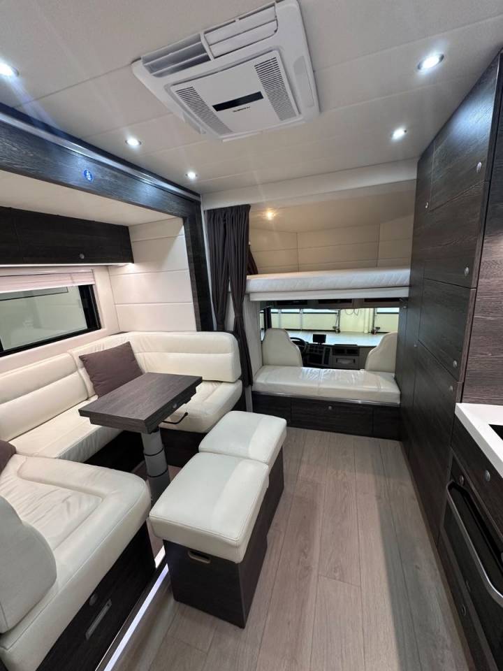 Camión para caballos Otra marca VOLVO 0 De segunda mano