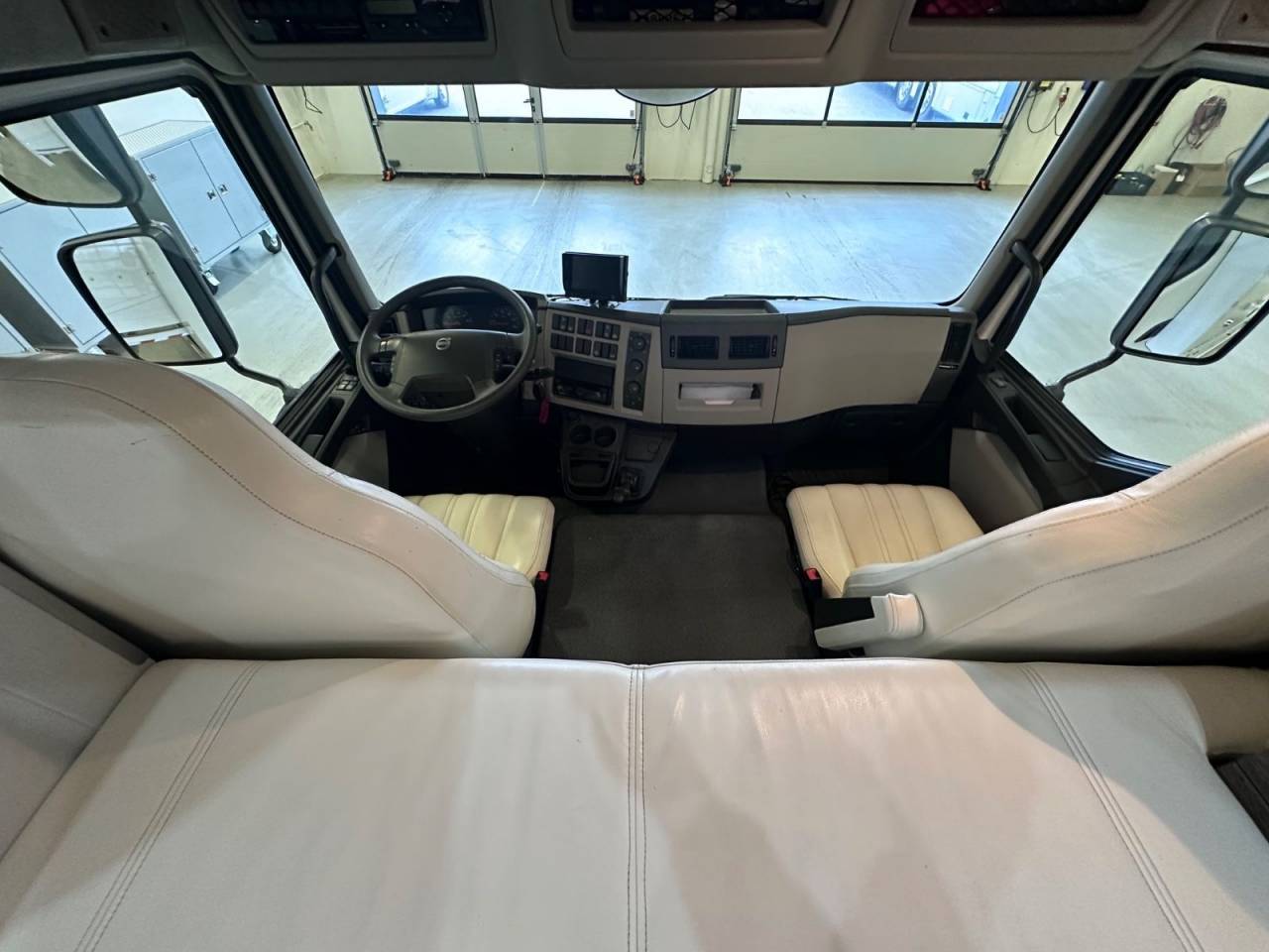 Camión para caballos Otra marca VOLVO 0 De segunda mano