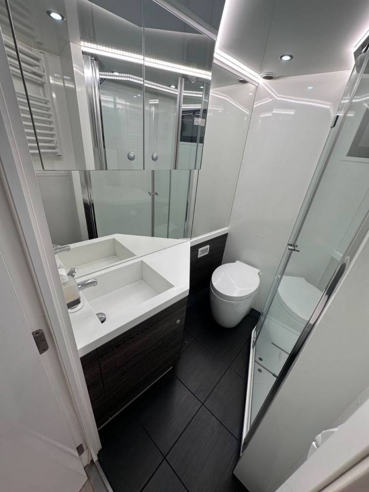 Camión para caballos Otra marca VOLVO 0 De segunda mano