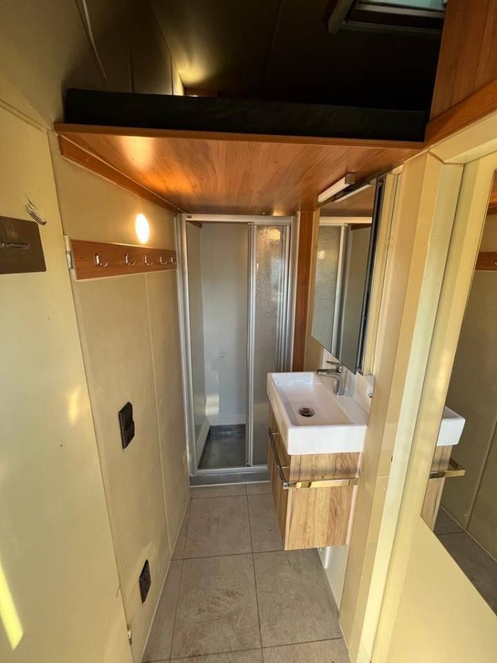 Camión para caballos Man MAN 0 De segunda mano